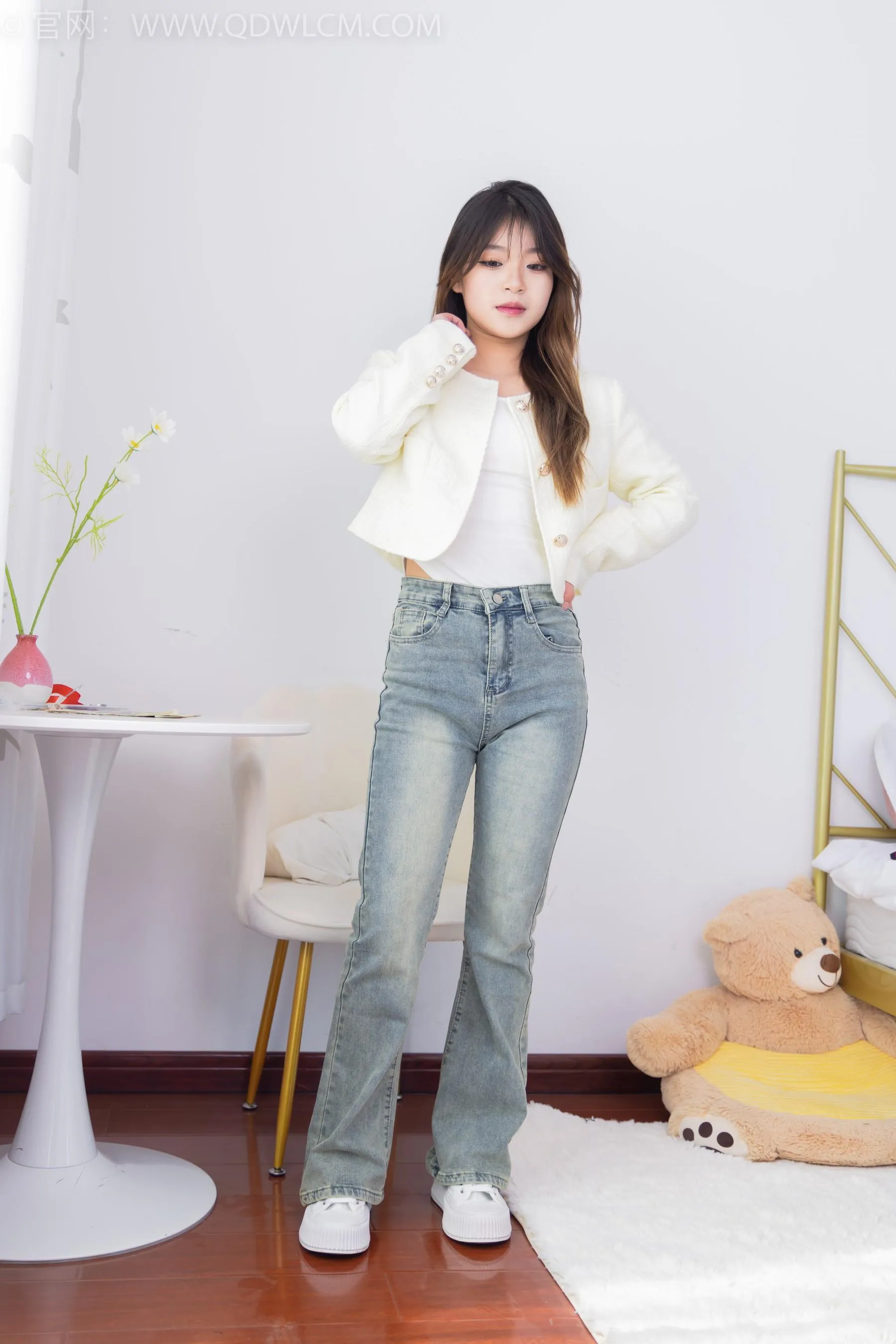物恋传媒 NO.1556 闪闪-闪闪发光 [151P]插图6